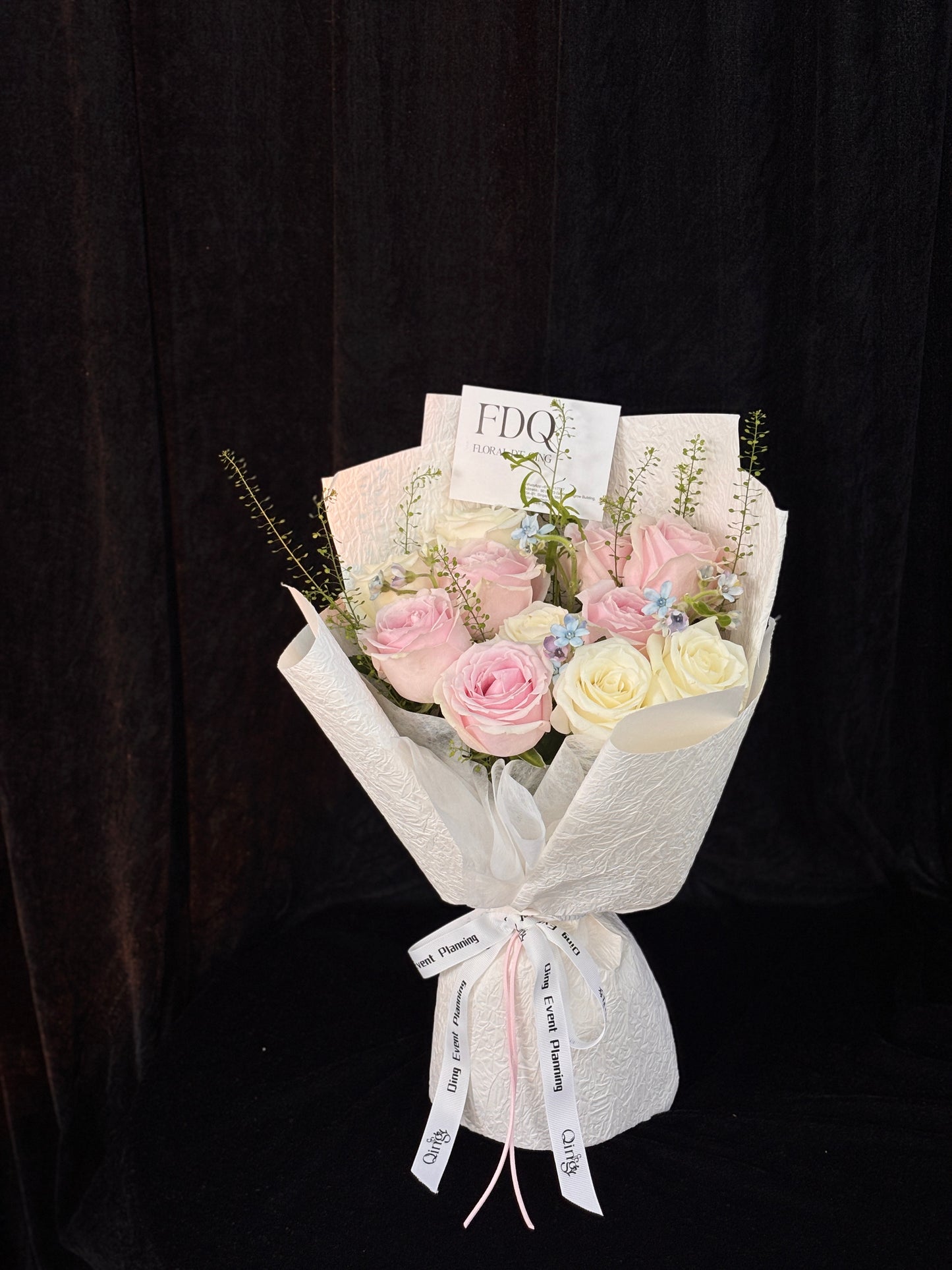 Lovely Pink & White Roses Bouquet (HB 07)