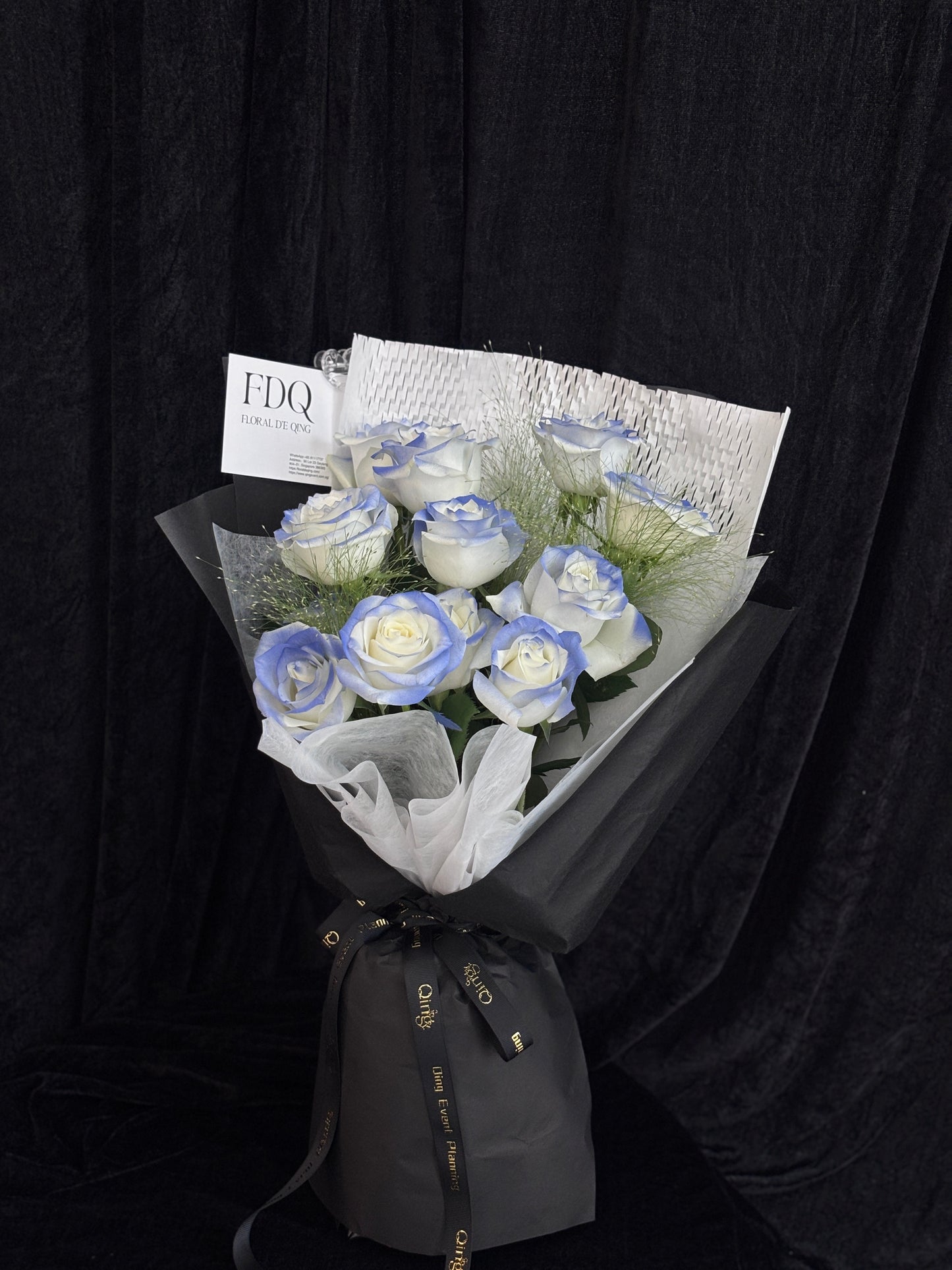 Midnight Frost Rose Bouquet (HB 49)