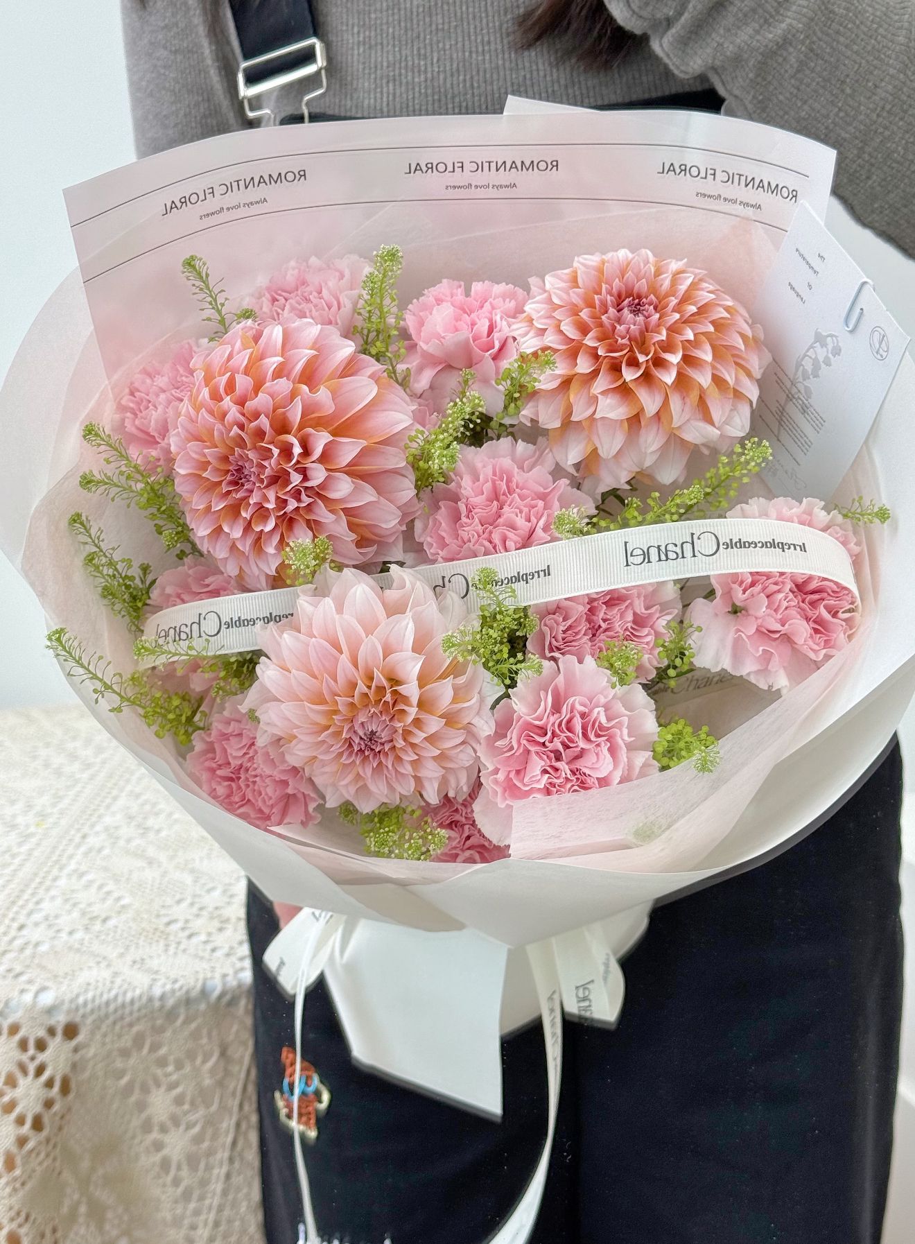 Ivory Charm Bouquet (HB 29)
