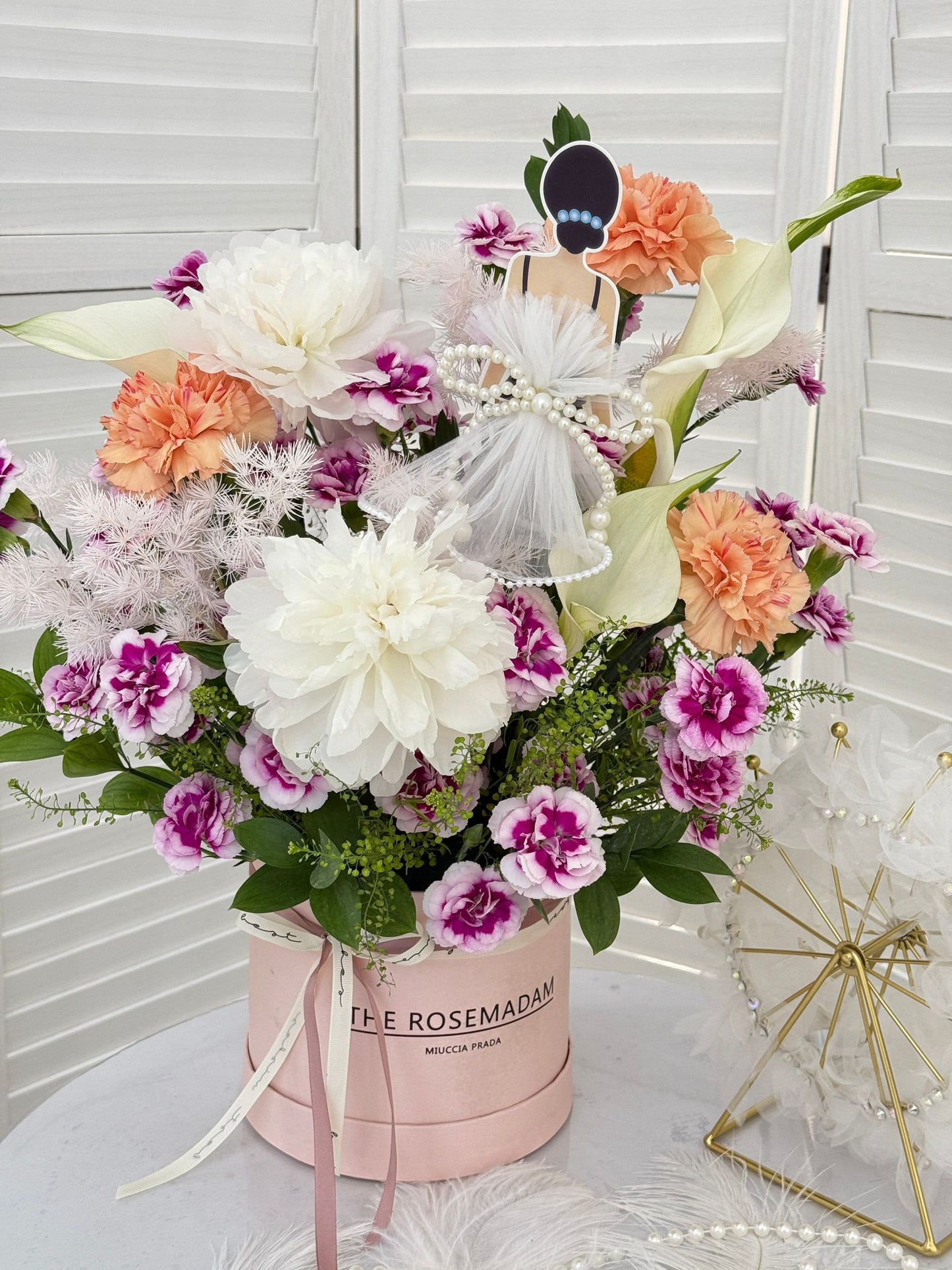 Unbridled Petals Round (HB 26)