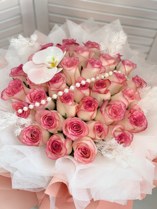 Blushing Pearl Arrangement (HB 44)